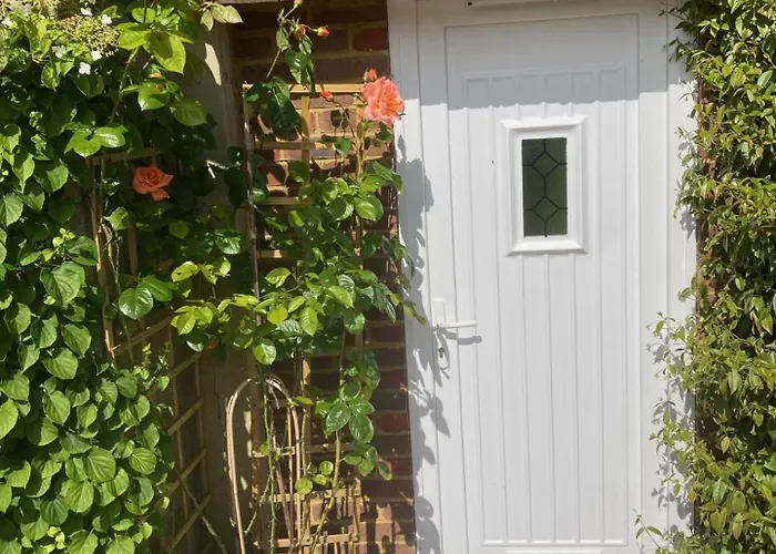 Oak Tree Cottage